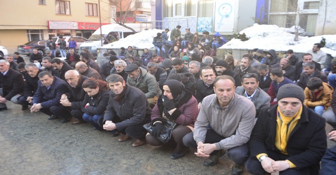 hdp-oturma-eylemi-m.jpg