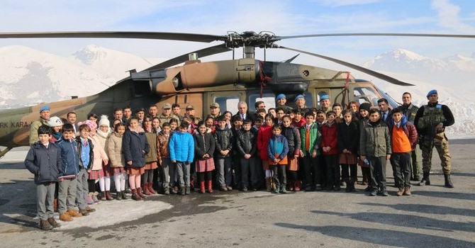 helikopter-m-003.jpg helikopter-m-003.jpg