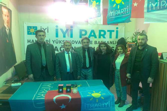 iyi-parti-2-002.jpg