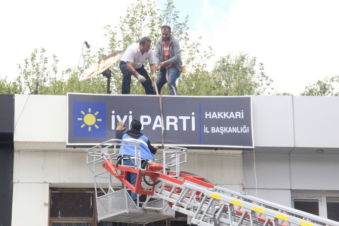 iyi-parti-hakkari.jpg