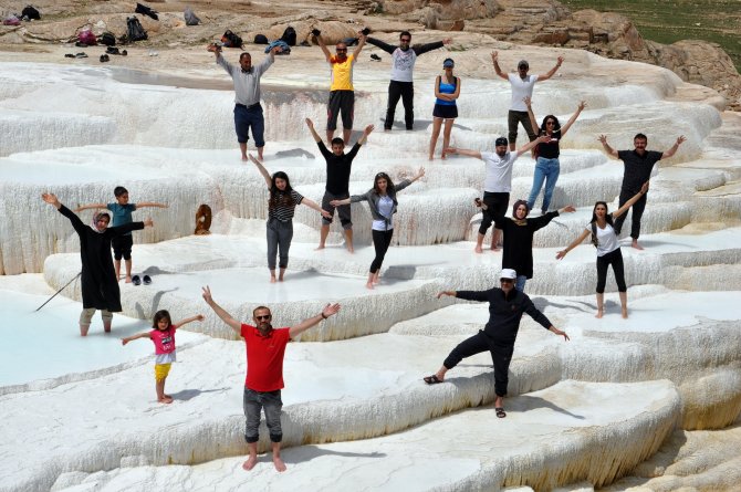 pamukkale-degil-baskale...1.jpg