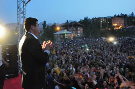 selehattin-demirtas-1.jpg