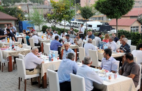 tarim-iftar-1.jpg