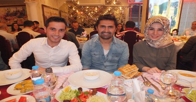 ticaret-lisesi-iftar-yemegi-1.jpg