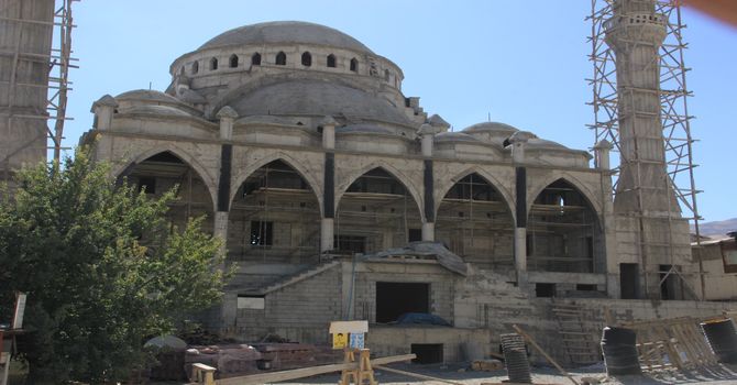 ulu-cami-hakkari-m.jpg