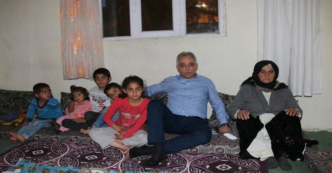 vali-toprak-m-009.jpg vali-toprak-m-009.jpg