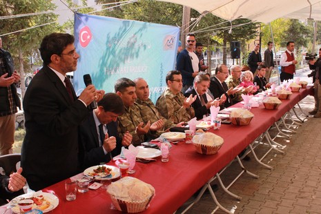 yemek-toreni-4.20141004154828.jpg yemek-toreni-4.20141004154828.jpg