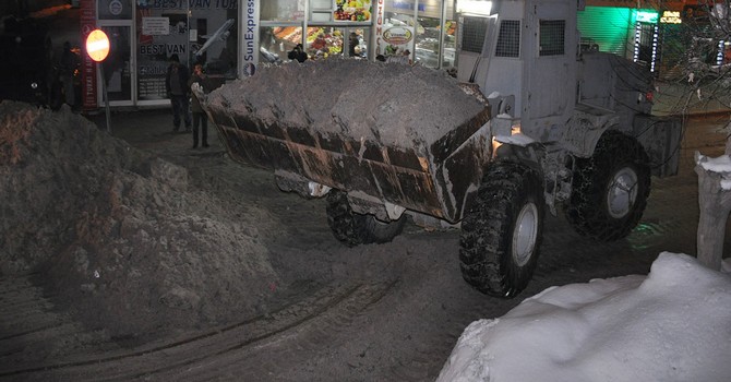 yuksekova-kar-calismasi-m.jpg